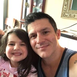 Meet your Posher, Collin